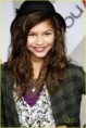 /album/fotos-da-bella-thone-e-zenda/bella-thorne-zendaya-you-again-03-jpg1/